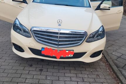 Mercedes-Benz 200 262.800 km 8.300 &euro; Hamburg 22397