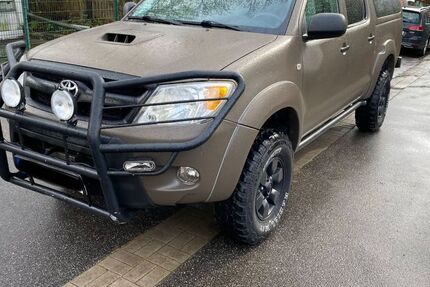 Toyota Hilux 180.000 km 12.800 &euro; Hamburg 20535