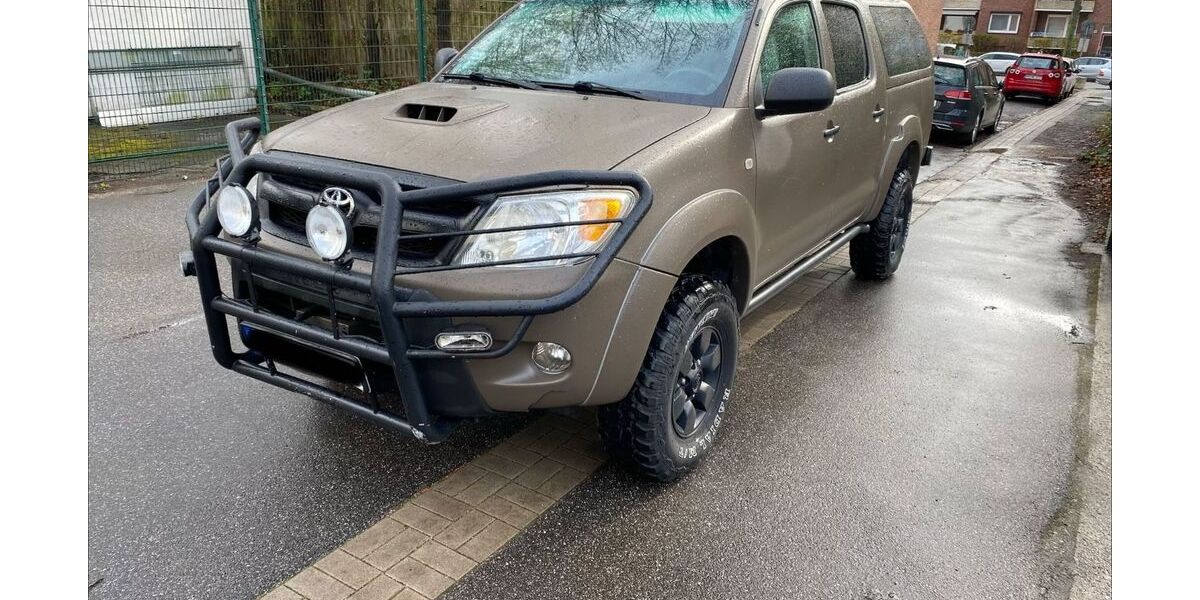 Toyota Hilux 180.000 km 12.800 &euro; Hamburg 20535