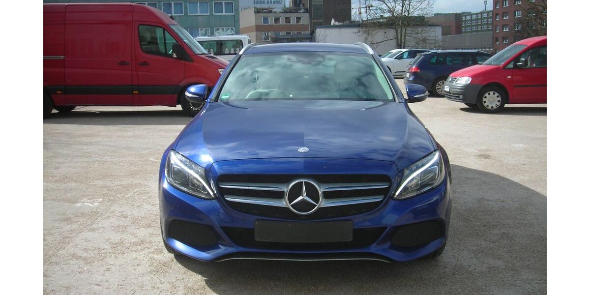 Mercedes-Benz C 220 154.223 km 14.700 &euro; Hamburg 20537
