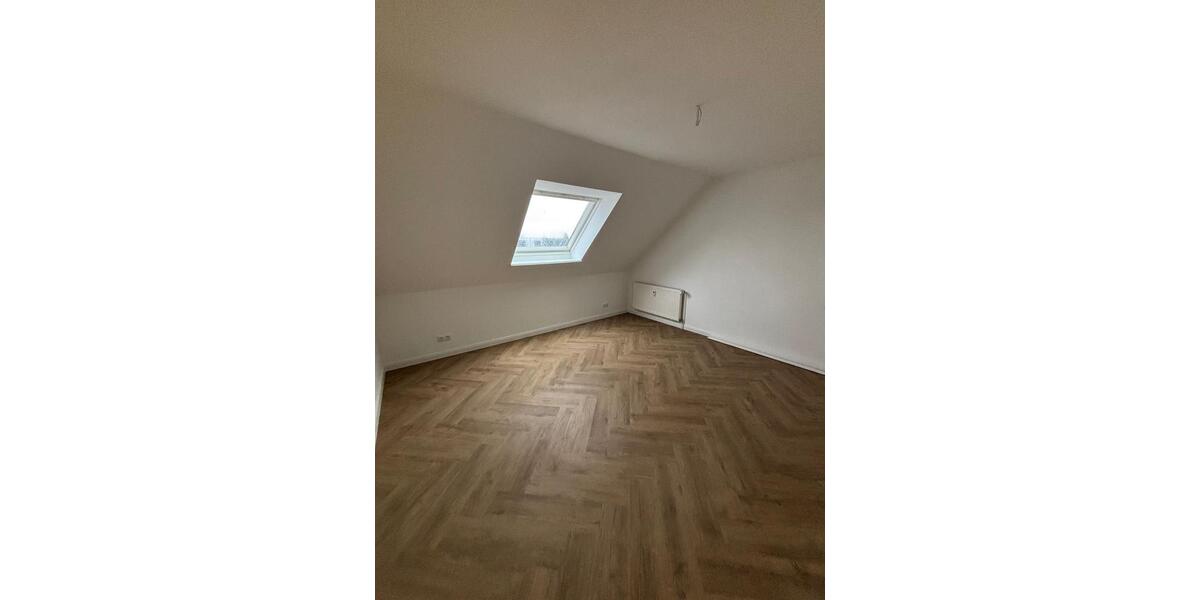 Dachgeschoßwohnung Kaltenkirchen - 3 Zimmer, 69 m&sup2;, 1.050&euro; | Angebot:25281147