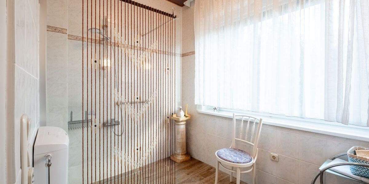 Einfamilienhaus Hamburg Wellingsbüttel - 5 Zimmer, 204 m&sup2;, 1.250.000&euro; | Angebot:25702364