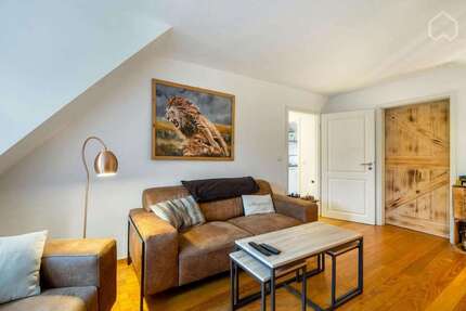 Zimmer Hamburg Wandsbek - 2 Zimmer, 1.899&euro; | Angebot:25527377