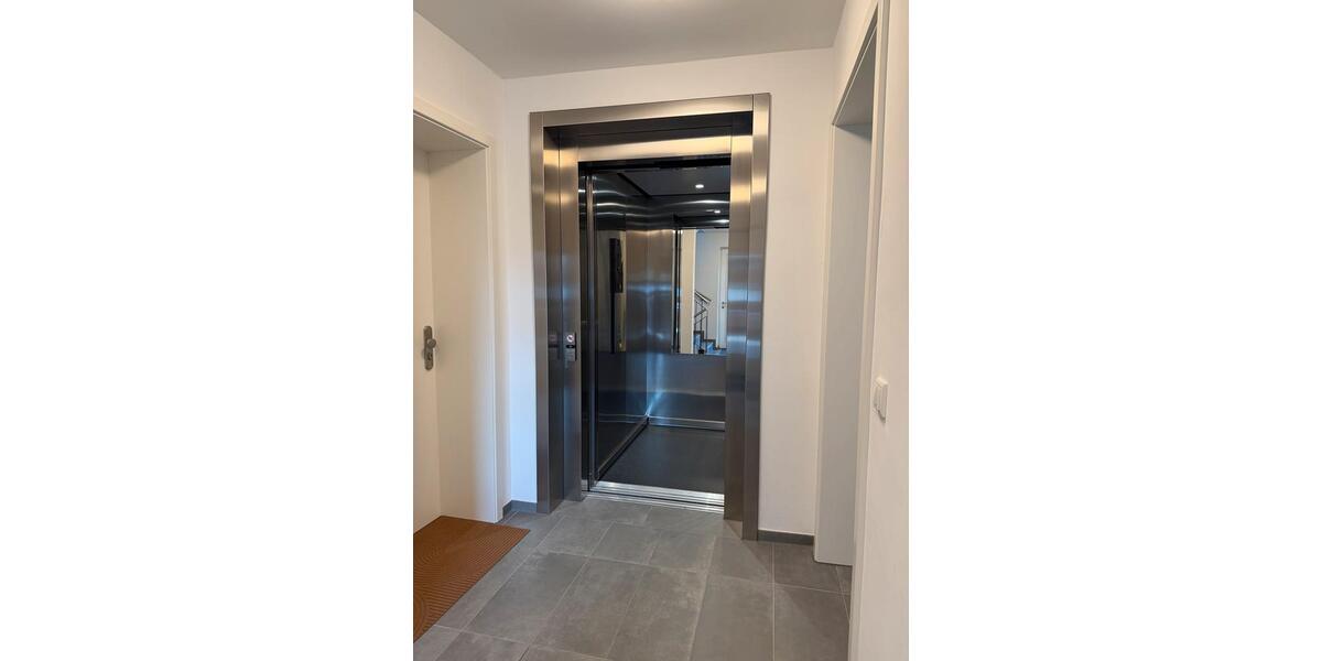 Maisonettenwohnung Rellingen - 4 Zimmer, 153 m&sup2;, 2.600&euro; | Angebot:25964787