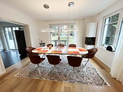 ENERGIEEFFIZIENT, MODERN MIT PARKÄHNLICHEN GRUNDSTÜCK - Einfamilienhaus Hamburg Wandsbek | Angebot:25940011