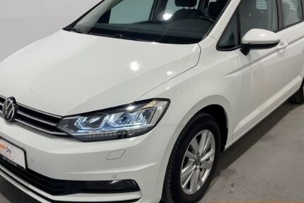 VW Touran 224.000 km 15.250 &euro; Norderstedt 22848