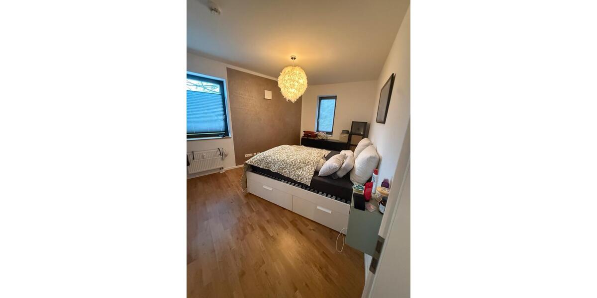 Etagenwohnung Hamburg Wandsbek - 3 Zimmer, 86 m&sup2;, 1.768&euro; | Angebot:26004941