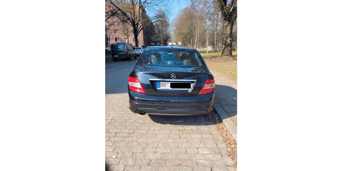 Mercedes-Benz C 200 162.500 km 9.750 &euro; Hamburg 22307