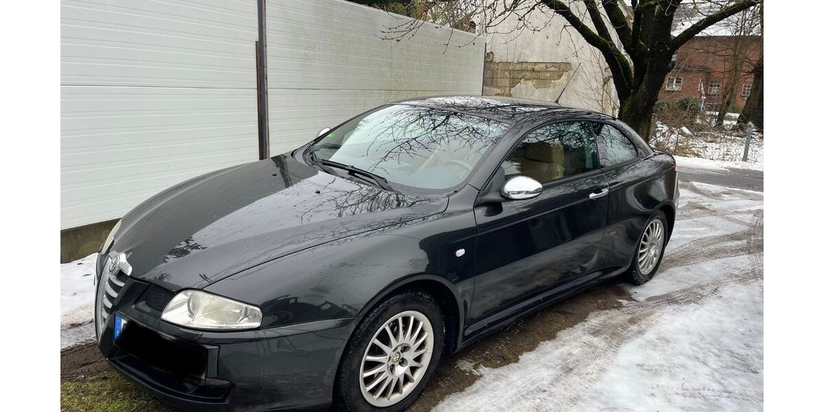 Alfa Romeo GT 283.100 km 890 &euro; Stapelfeld 22145