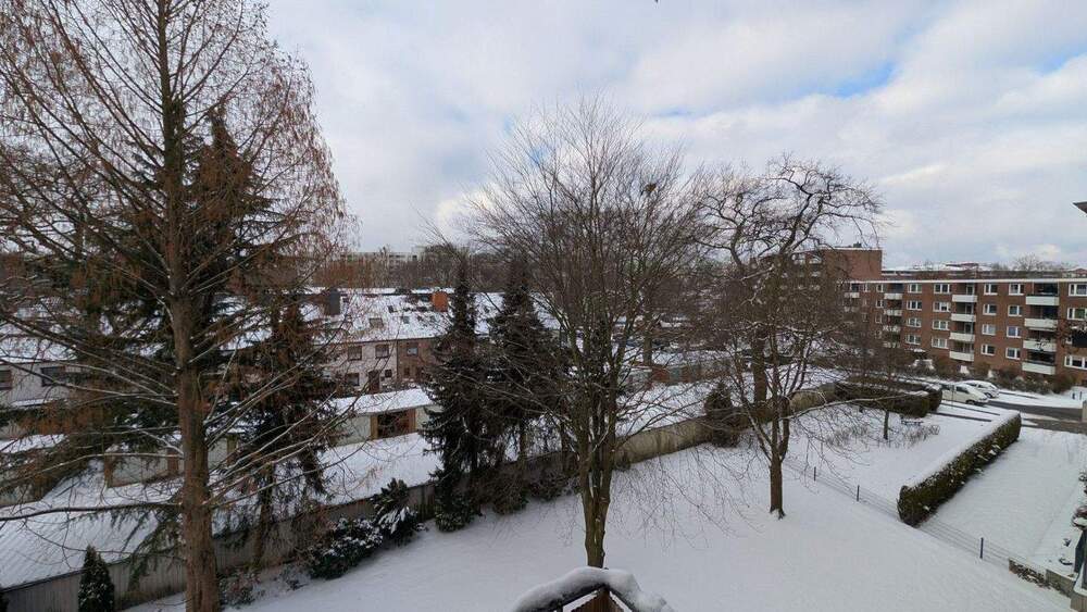 Etagenwohnung Glinde - 3 Zimmer, 97 m&sup2;, 1.305&euro; | Angebot:25899450