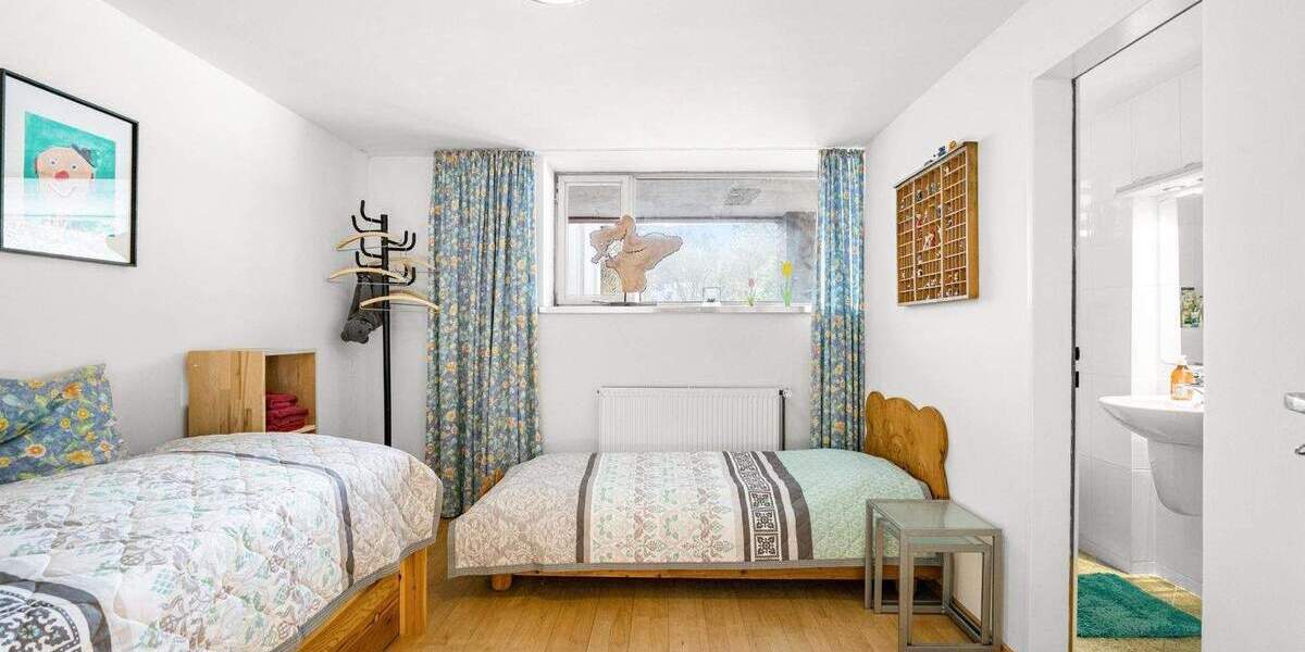 Etagenwohnung Hamburg Volksdorf - 3 Zimmer, 272 m&sup2;, 1.339.000&euro; | Angebot:25732027