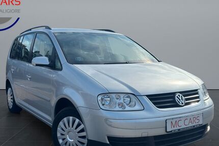 VW Touran 160.000 km 4.890 &euro; Quickborn 25451