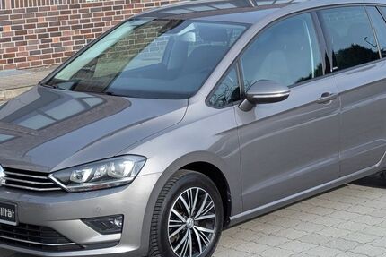 VW Golf 116.527 km 12.989 &euro; BARSBÜTTEL 22885