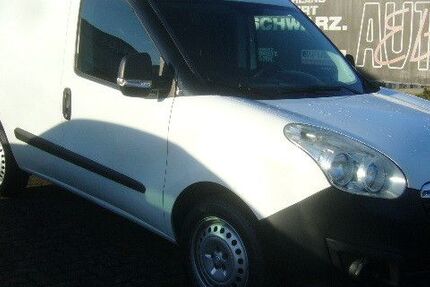 Opel Combo 152.000 km 6.750 &euro; Elmshorn 25337