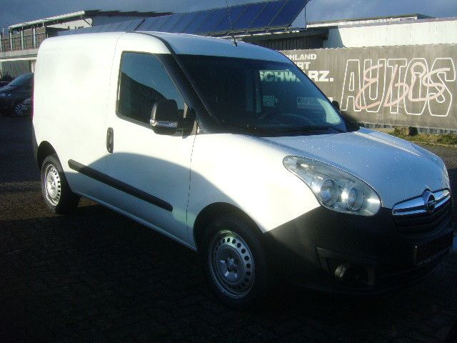 Opel Combo 152.000 km 6.750 &euro; Elmshorn 25337
