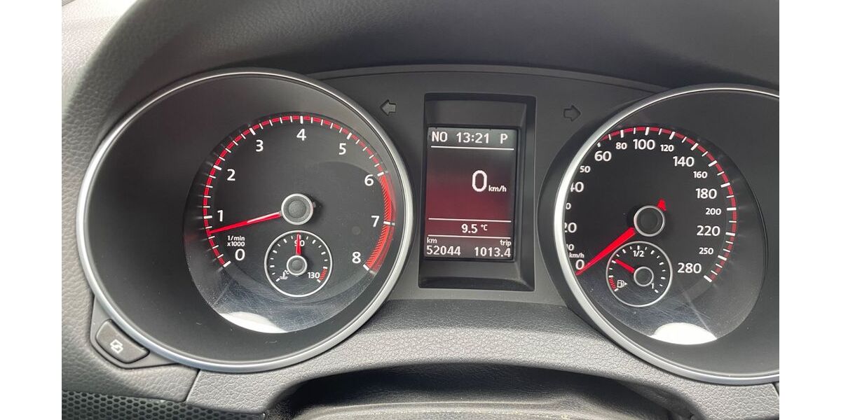 VW Golf 52.044 km 17.900 &euro; Hamburg 22393