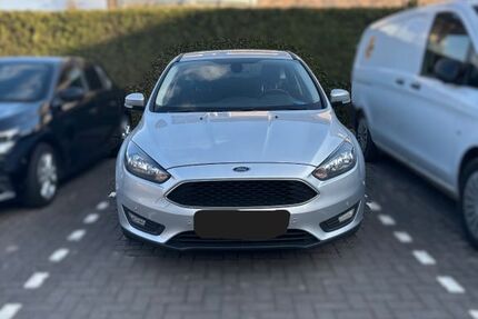Ford Focus 91.000 km 6.250 &euro; Bargteheide 22941
