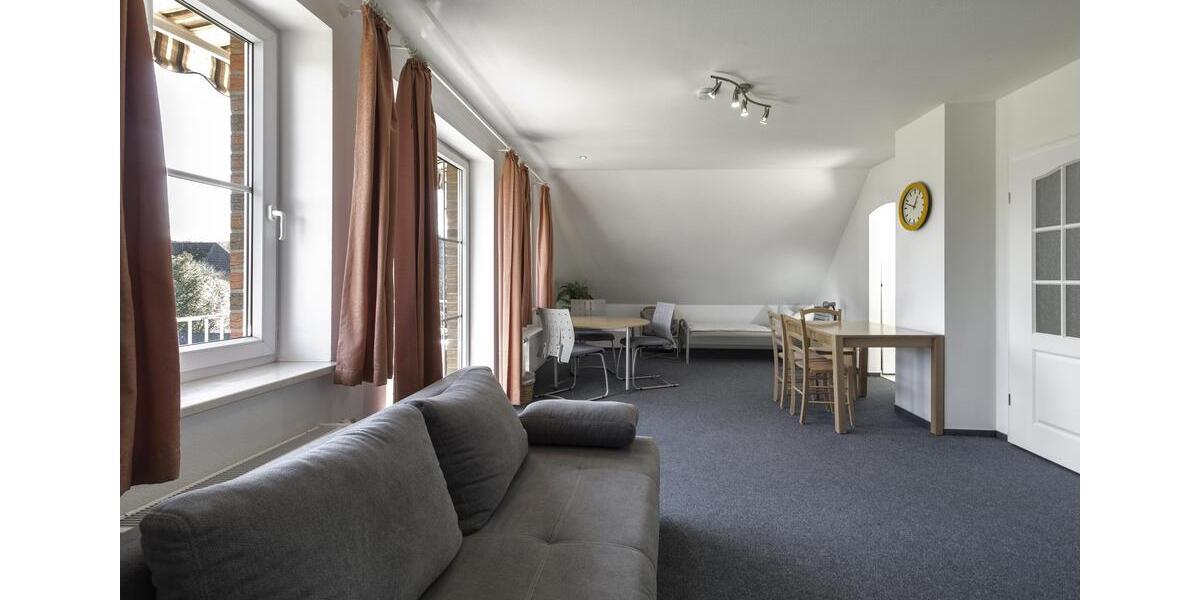 Etagenwohnung Norderstedt - 5 Zimmer, 146 m&sup2;, 2.200&euro; | Angebot:25792572