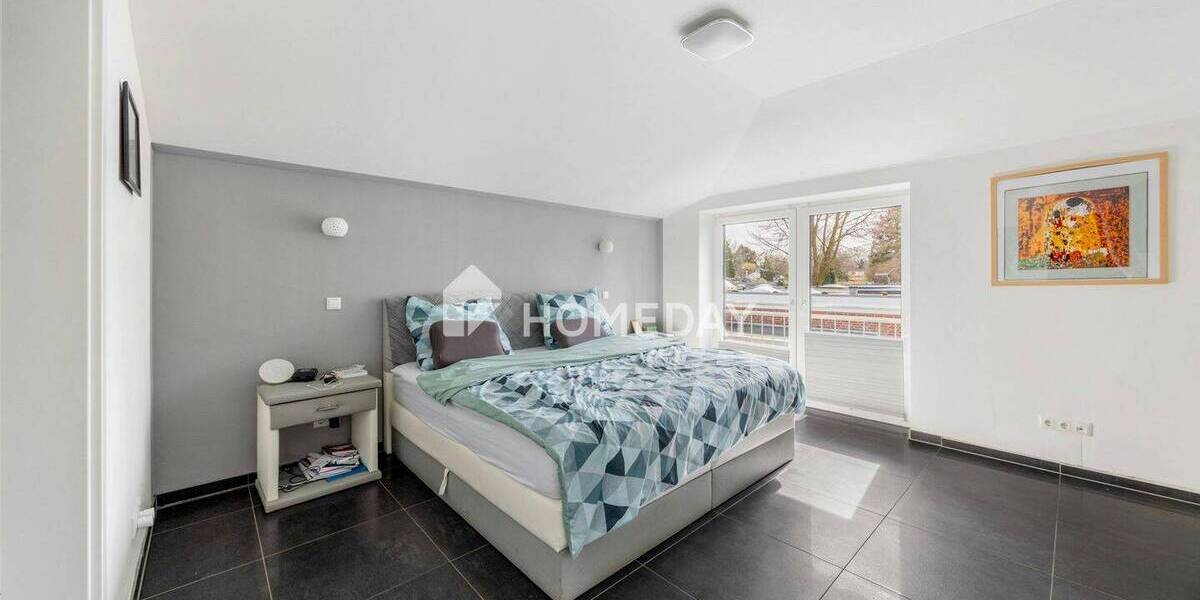 Doppelhaushälfte Hamburg Schnelsen - 7 Zimmer, 215 m&sup2;, 1.650.000&euro; | Angebot:26027517