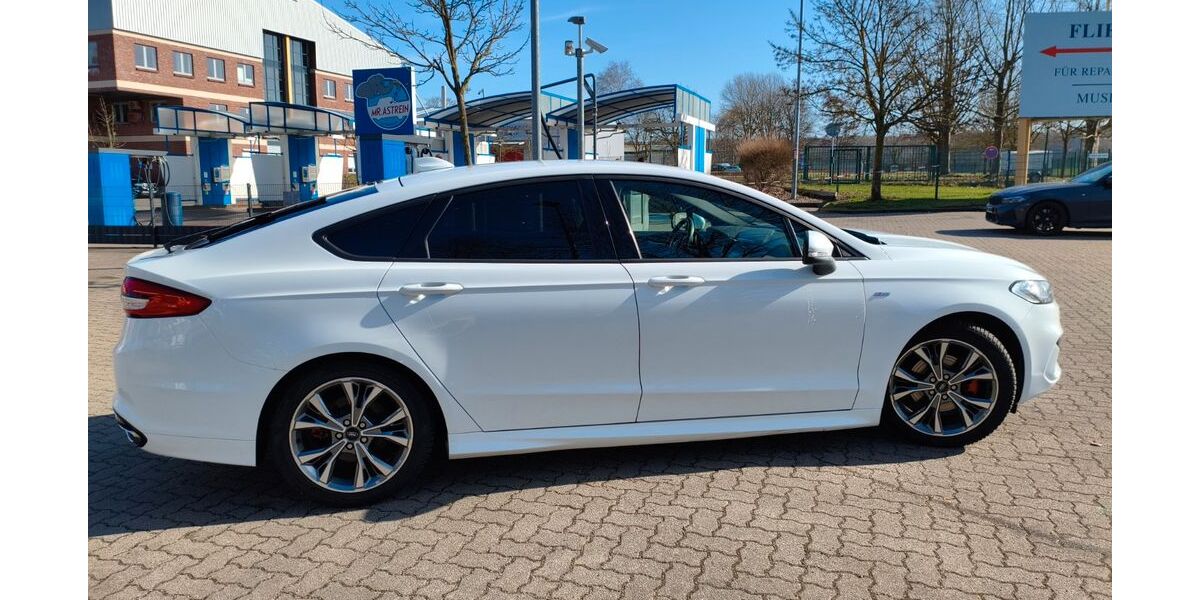 Ford Mondeo 199.600 km 19.400 &euro; Hamburg 21147